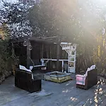 Spacious 3B Home With Garden In Central Ipswich