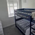 Spacious 3B Home With Garden In Central Ipswich