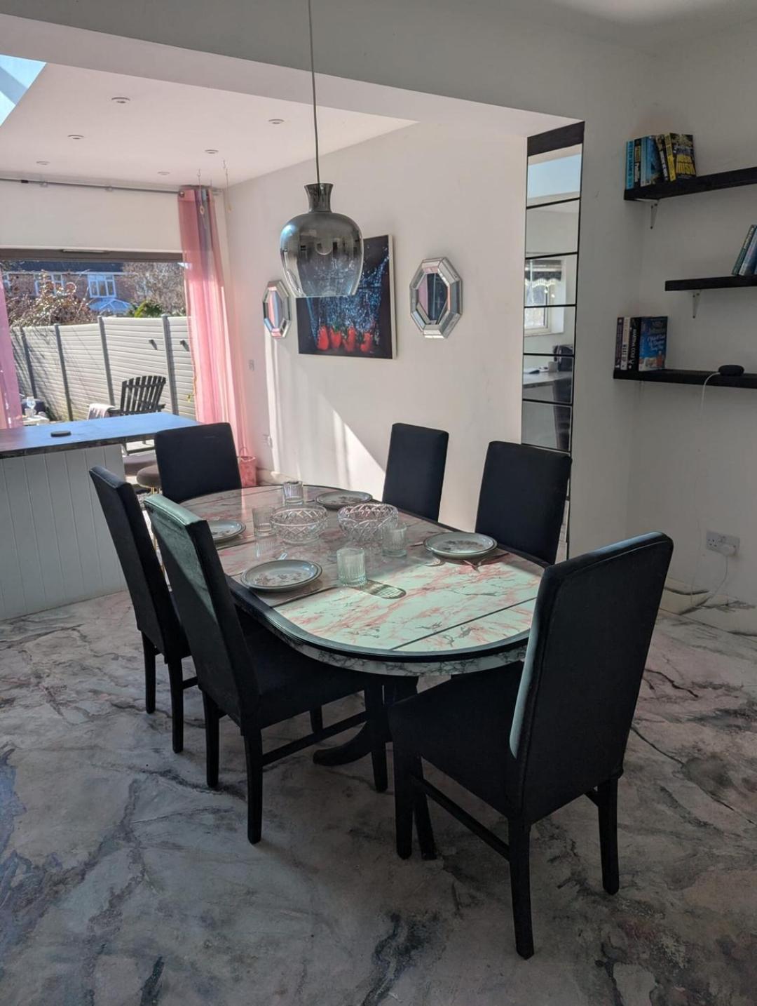 Spacious 3b With Garden In * Ipswich